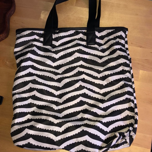 Marc Jacobs Tote - Picture 3 of 4